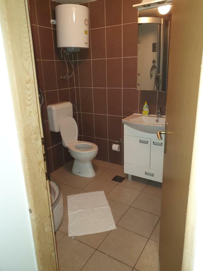 Hotel Damir Emir à Tuzla Extérieur photo