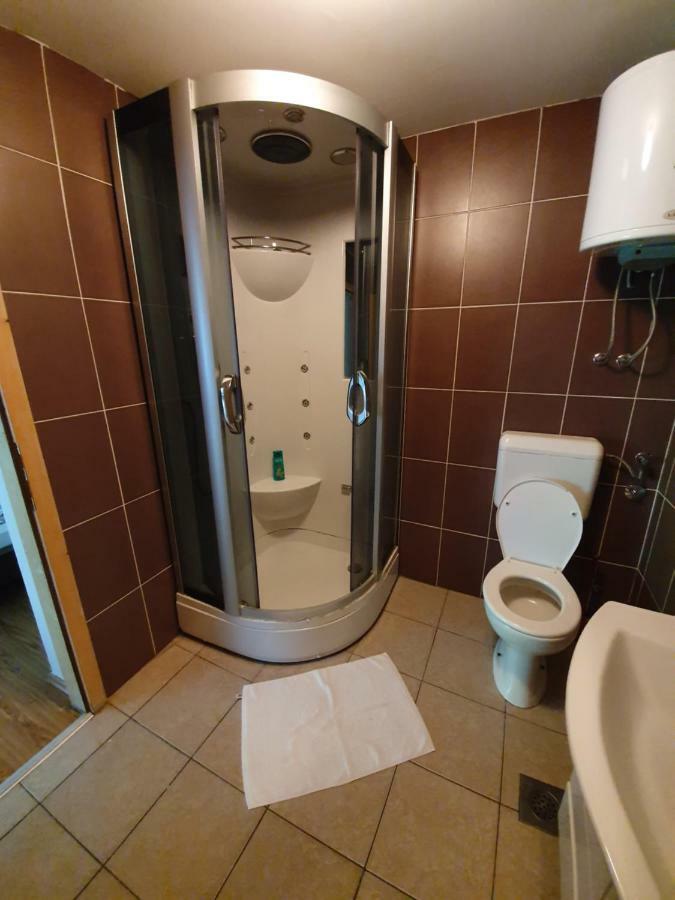 Hotel Damir Emir à Tuzla Chambre photo